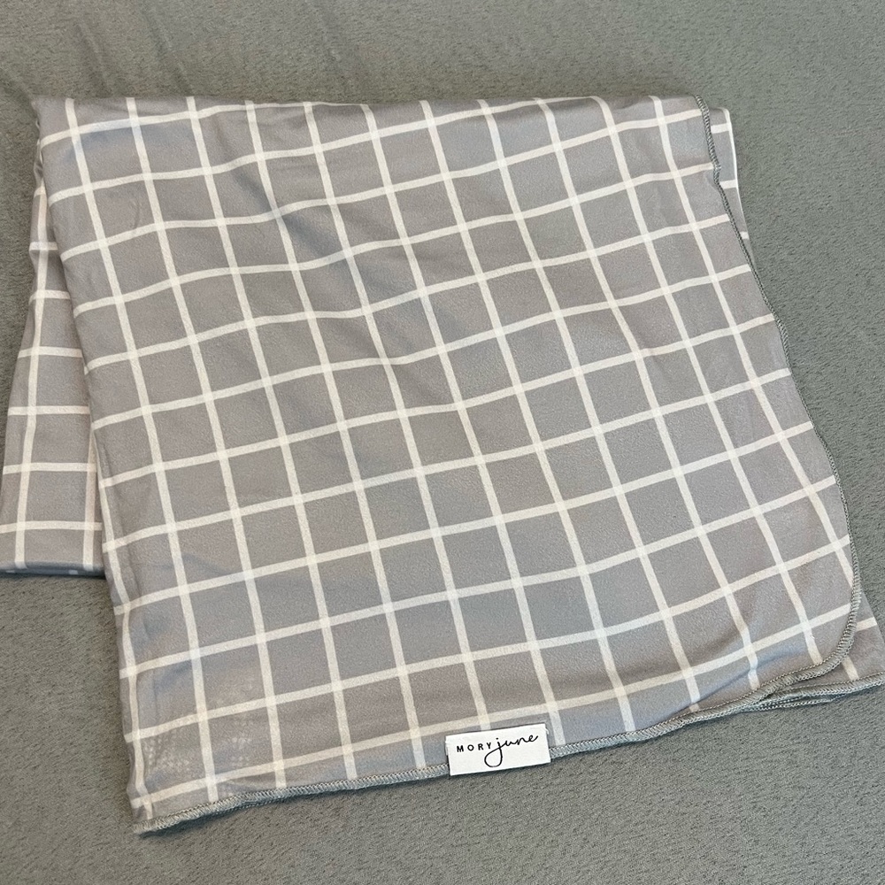 Mory June Swaddle